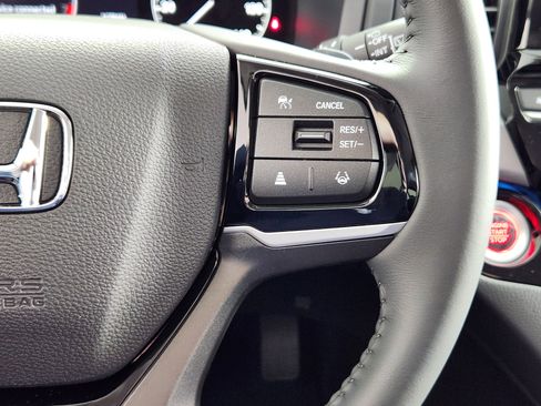 Used 2026 Honda Odyssey Touring image 20