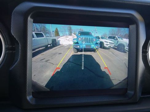 Used 2019 Jeep Wrangler Unlimited Sahara w/ Quick Order Package 24M Moab image 18