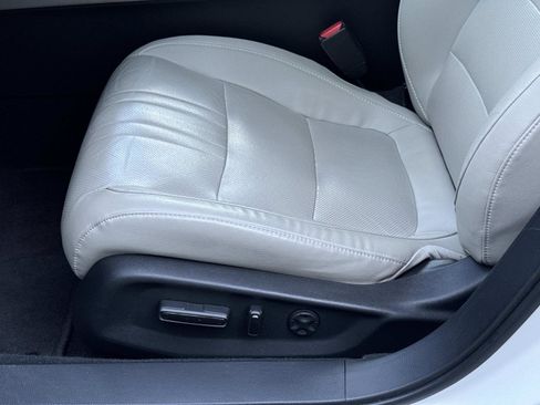 Used 2018 Honda Accord EX-L image 19