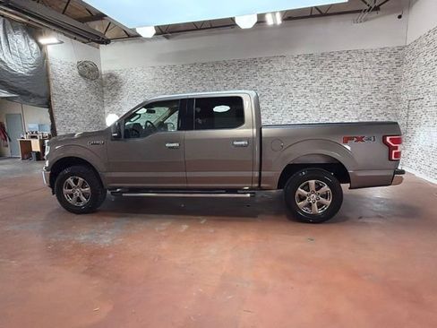 Used 2020 Ford F150 XLT w/ Equipment Group 302A Luxury AWD/4WD image 4