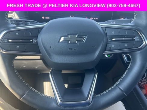 Used 2025 Chevrolet Traverse LT w/ Midnight/Sport Edition FWD image 14