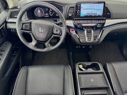 Used 2026 Honda Odyssey Touring image 31