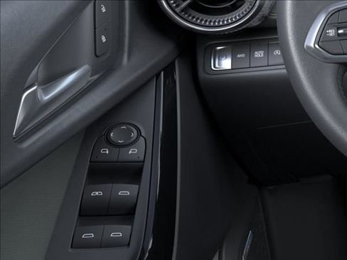 New 2026 Chevrolet Equinox LT AWD/4WD image 23