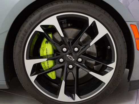 Used 2021 Chevrolet Camaro SS image 21