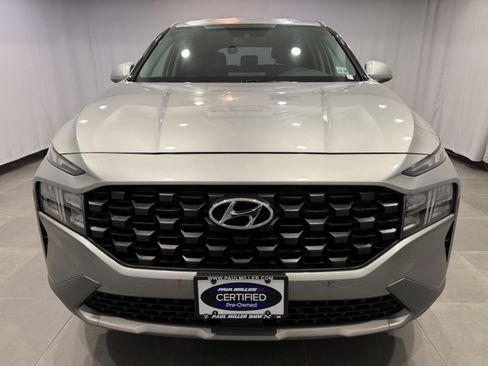 Used 2023 Hyundai Santa Fe SE AWD/4WD image 2