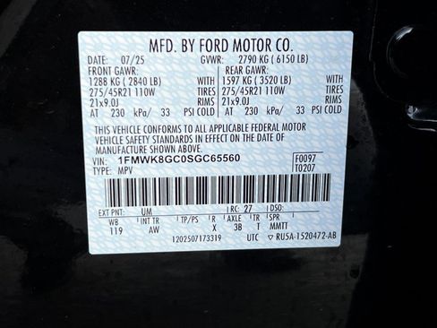 Used 2025 Ford Explorer ST w/ Sun And Sound Package image 29