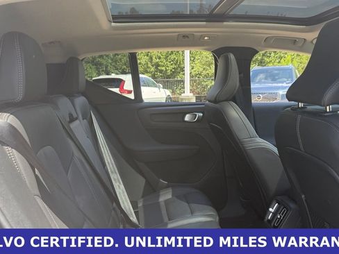 Certified 2025 Volvo XC40 B5 Plus AWD/4WD image 13