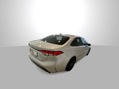 Used 2022 Toyota Corolla LE w/ Carpet Mat Package (TMS) FWD image 8