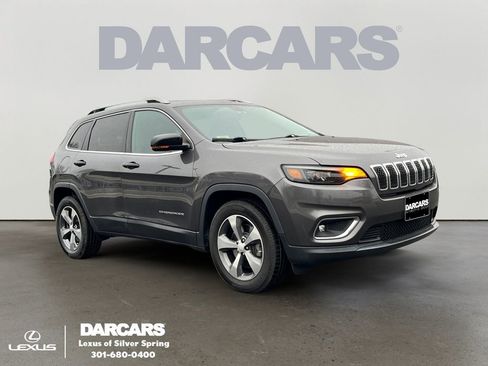 Used 2019 Jeep Cherokee Limited image 1