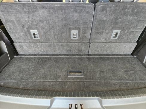 Used 2024 Ford Expedition XLT AWD/4WD image 33