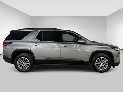 Used 2023 Chevrolet Traverse LT AWD/4WD image 6
