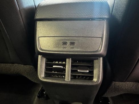 Used 2026 Chevrolet Equinox RS w/ Safety and Technology Package FWD image 11