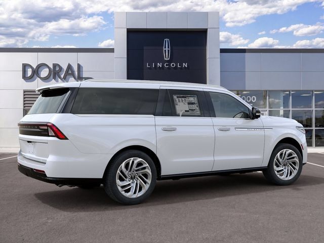 New 2027 Lincoln Navigator L Reserve RWD image 6