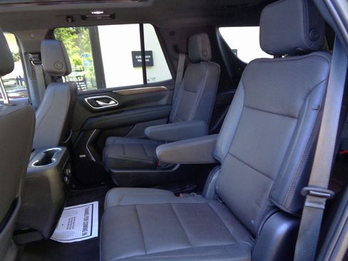 Used 2023 Chevrolet Tahoe High Country w/ Premium Package 2 AWD/4WD image 15