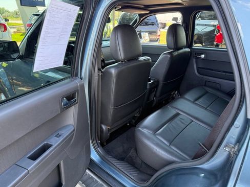 Used 2011 Ford Escape Limited w/ 301A Rapid Spec Order Code AWD/4WD image 13