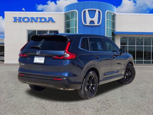 Used 2025 Honda CR-V EX-L image 3