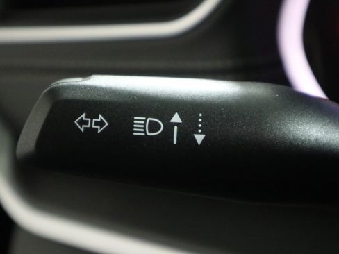 New 2025 Jeep Grand Cherokee L Laredo image 31