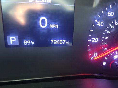Used 2020 Kia Soul LX FWD image 26