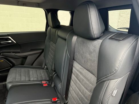 New 2026 Mitsubishi Outlander SE AWD/4WD image 24