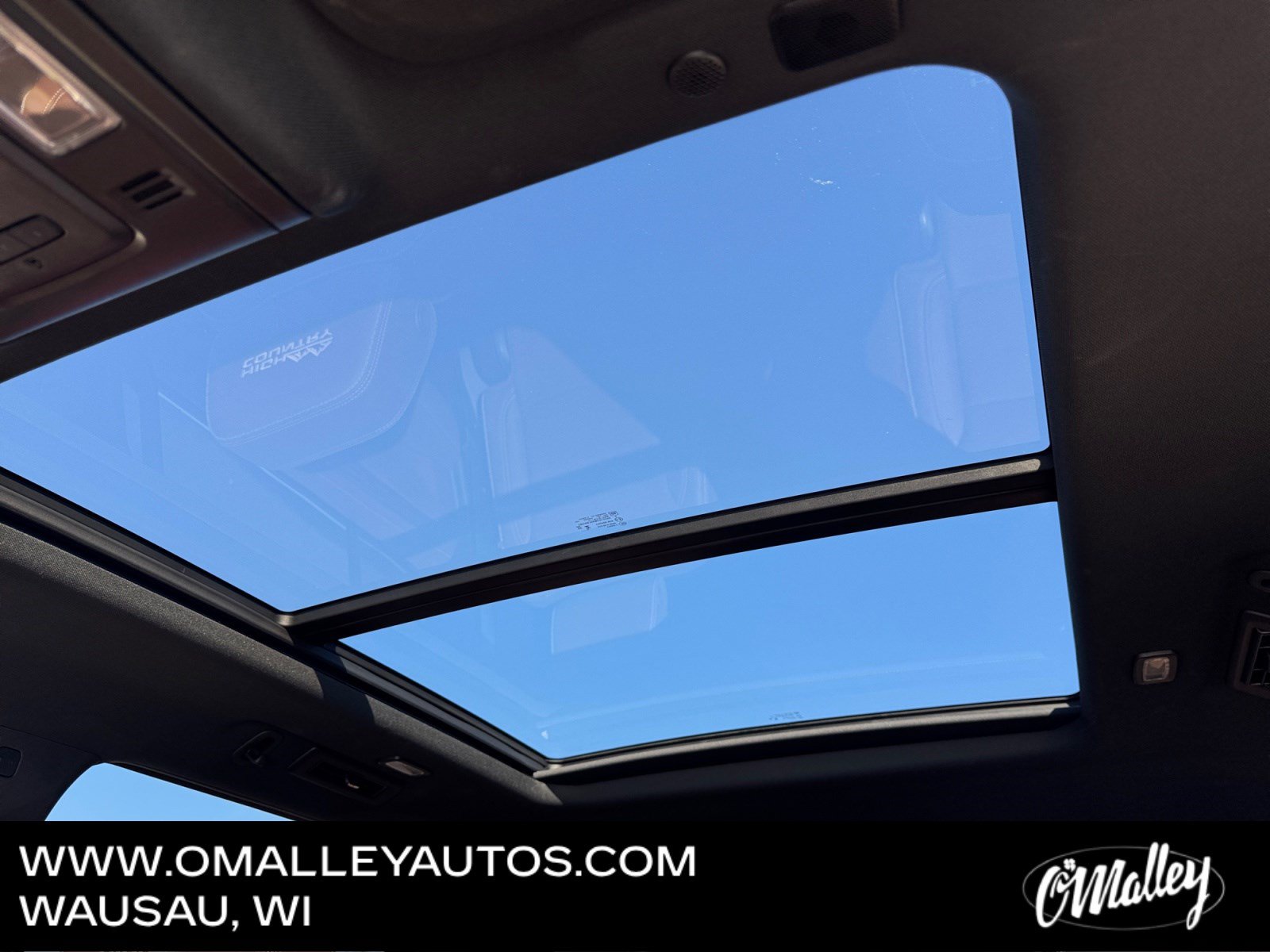 Used 2023 Chevrolet Tahoe High Country AWD/4WD image 23