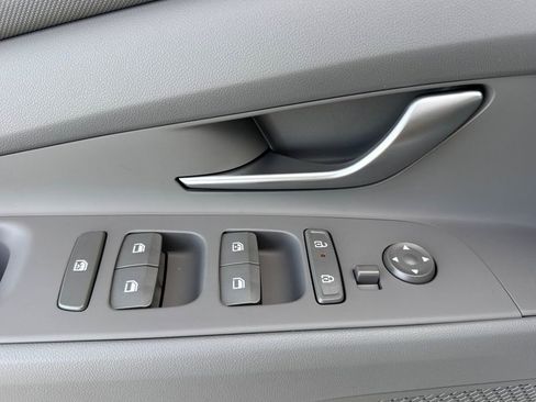 New 2026 Hyundai Elantra SEL Sport Premium FWD image 11