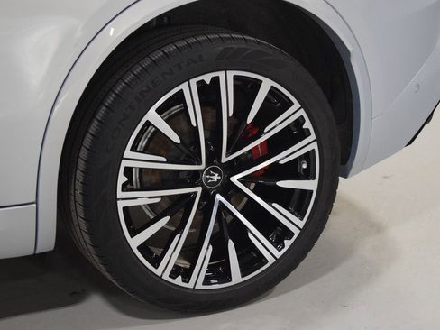 Certified 2024 Maserati Grecale Modena AWD/4WD image 6