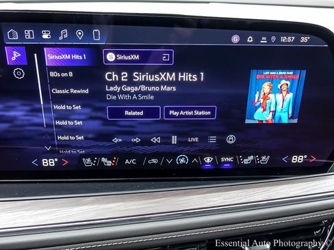 New 2026 Chevrolet Suburban Premier image 19