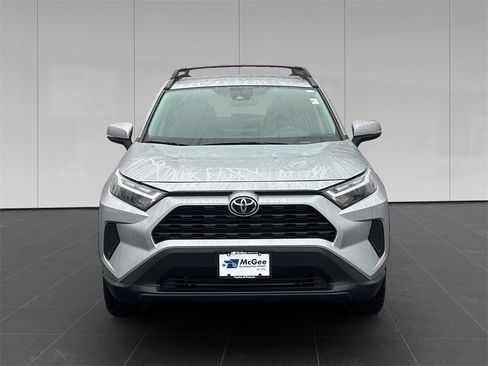 Used 2023 Toyota RAV4 XLE image 8