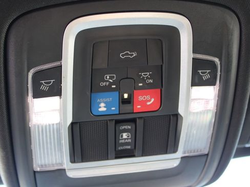 Used 2020 RAM 1500 Laramie image 20