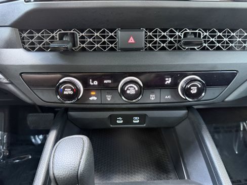 Used 2023 Honda Accord LX image 22