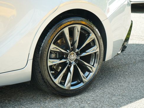 Used 2022 Lexus IS 350 F Sport image 15