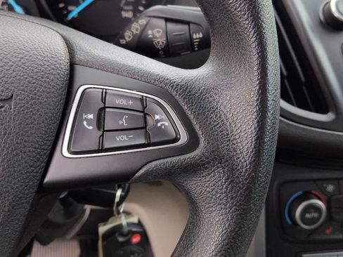 Used 2018 Ford Escape SE w/ Ford Safe & Smart Package AWD/4WD image 24