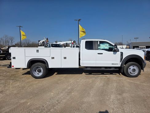 New 2026 Ford F550 4x4 Supercab Super Duty image 10