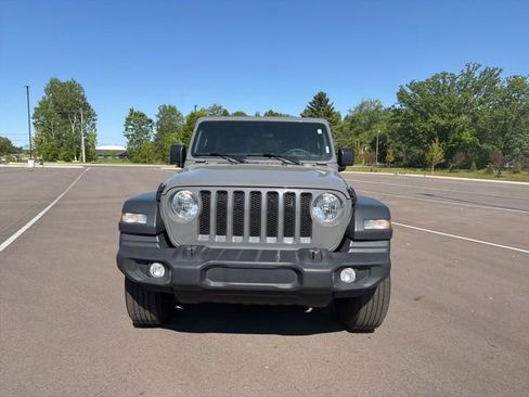 Used 2023 Jeep Wrangler Unlimited Sport AWD/4WD image 8