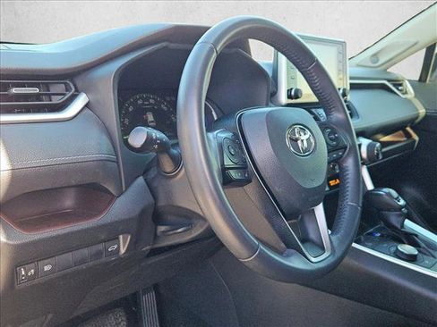 Certified 2020 Toyota RAV4 Limited image 10