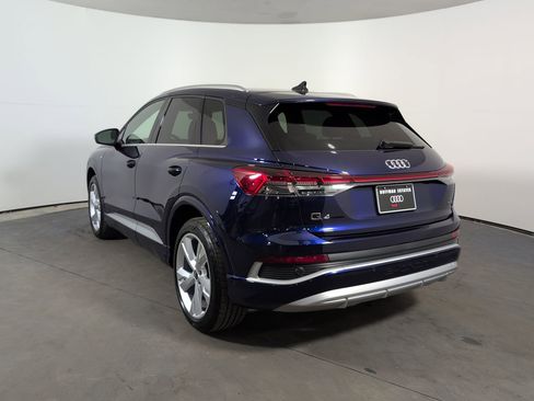 Certified 2023 Audi Q4 e-tron Premium Plus image 30