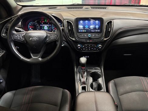Used 2022 Chevrolet Equinox RS w/ Infotainment Package FWD image 17