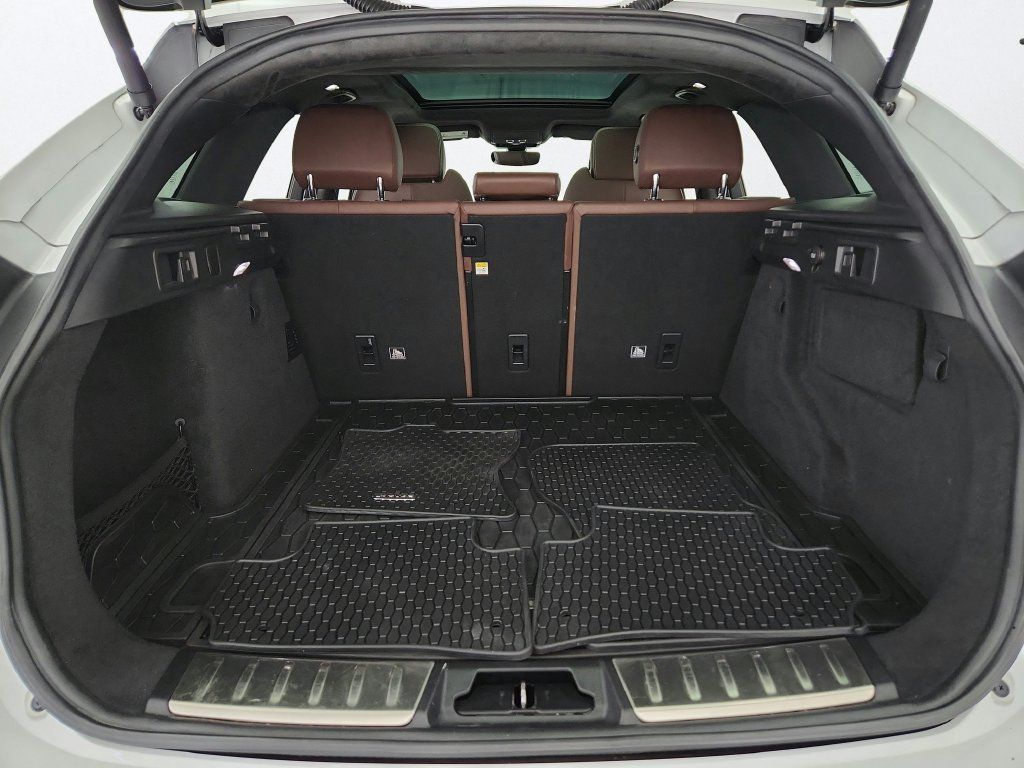 Used 2020 Jaguar F-PACE S AWD/4WD image 33