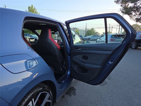 New 2026 Volkswagen GTI SE FWD image 28