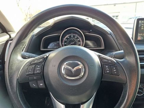 Used 2016 MAZDA MAZDA3 i Sport w/ Preferred Equipment Package image 21