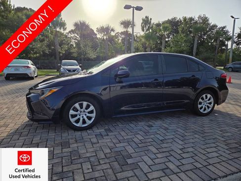 Used 2024 Toyota Corolla LE FWD image 3