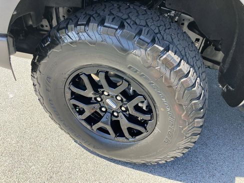 Used 2023 Ford F150 Raptor AWD/4WD image 9