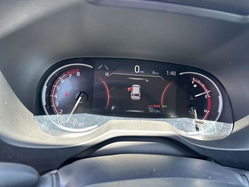 Used 2025 Toyota RAV4 XLE image 14