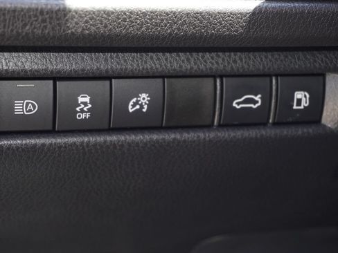 Used 2025 Toyota Camry LE FWD image 12