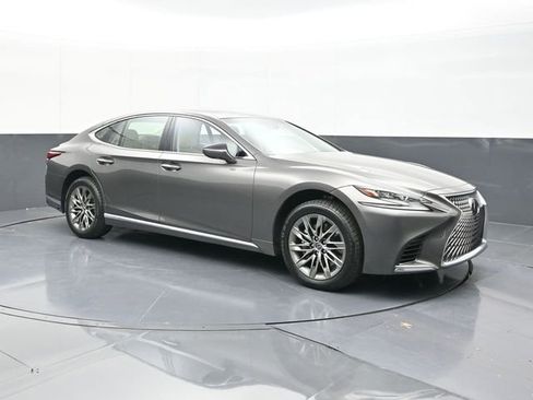 Used 2018 Lexus LS 500 image 19