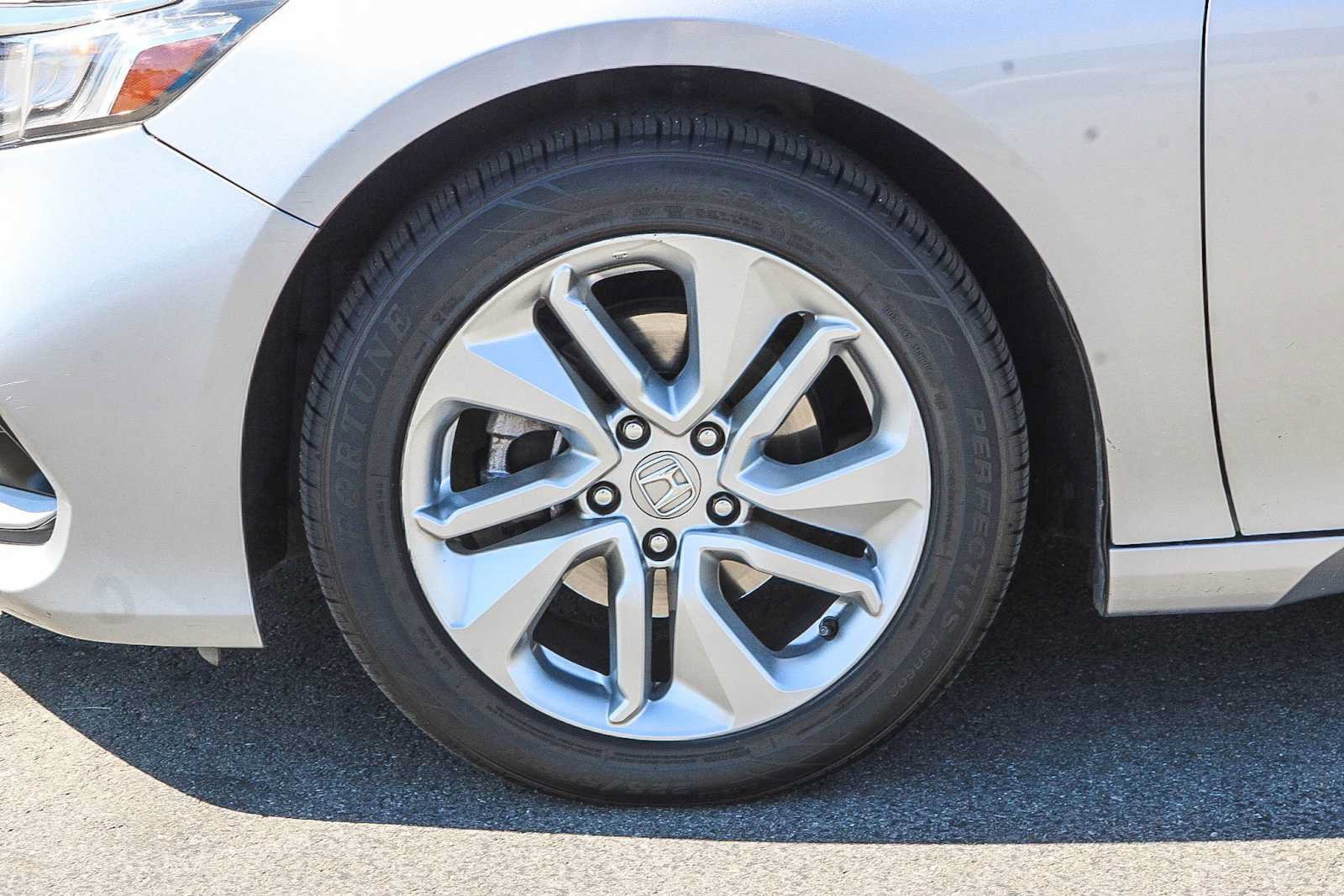 Certified 2020 Honda Accord LX image 9