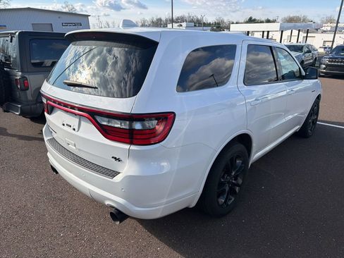 Used 2022 Dodge Durango R/T w/ Blacktop Package image 2