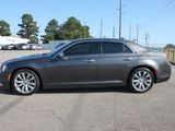 Used 2018 Chrysler 300 Limited image 5