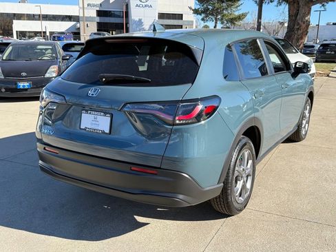 Certified 2026 Honda HR-V LX image 5