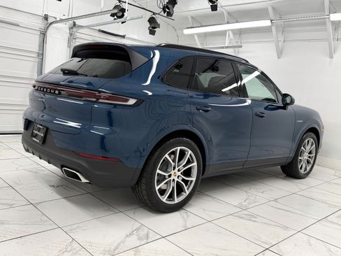 New 2026 Porsche Cayenne E-Hybrid image 11